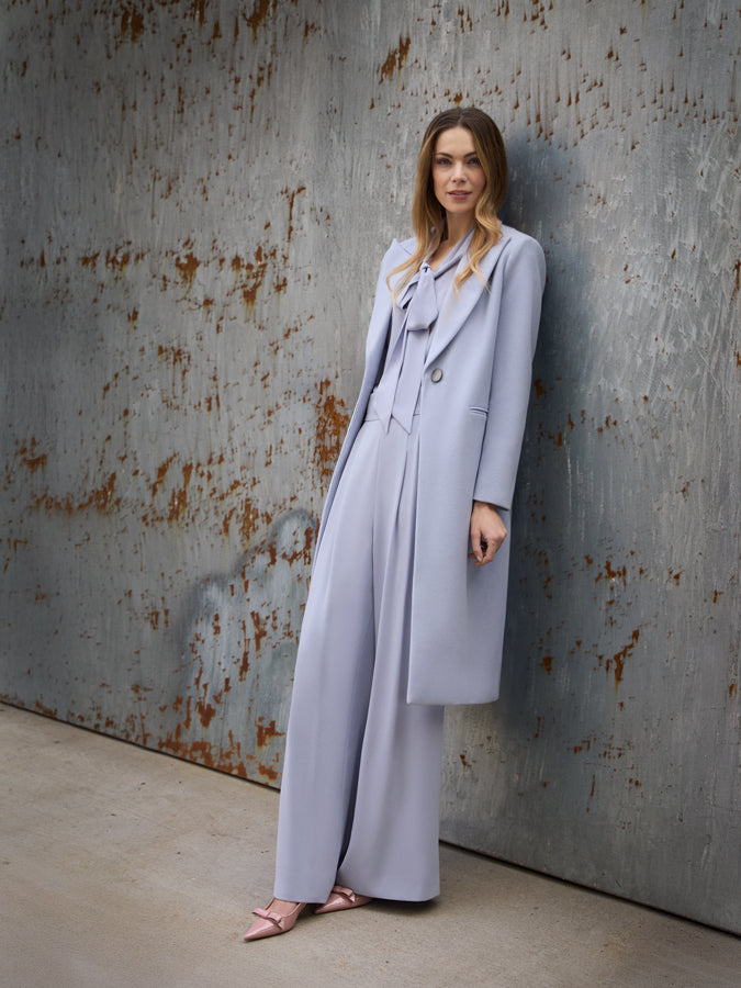 MAUVE